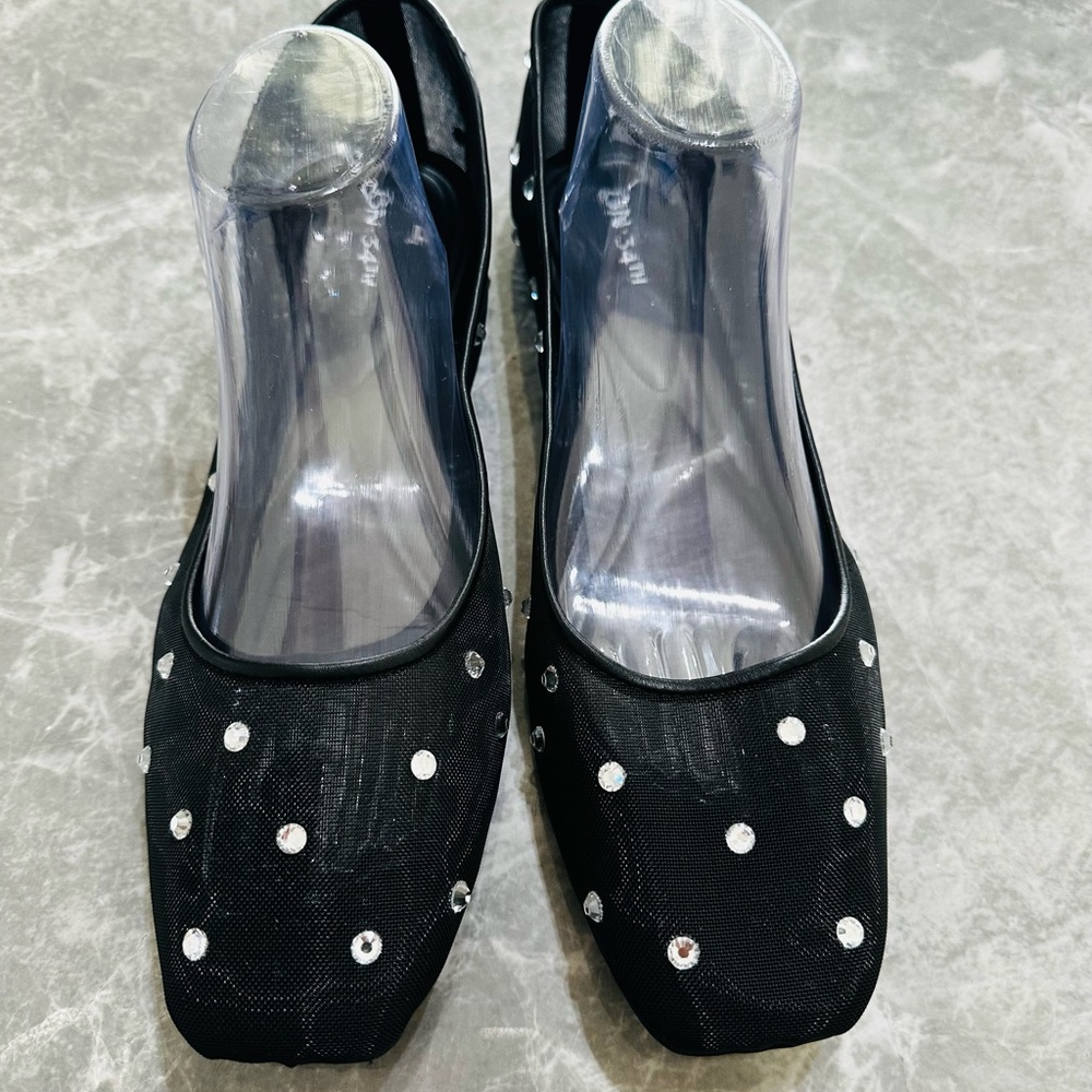 Elegant Black Studded Women's Shoes Breathable Mesh Measures SZ 10